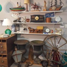 MaxSold Auction: A nice assortment of Antiques, cast iron, tools, vintage, jewelry, and
collectibles.